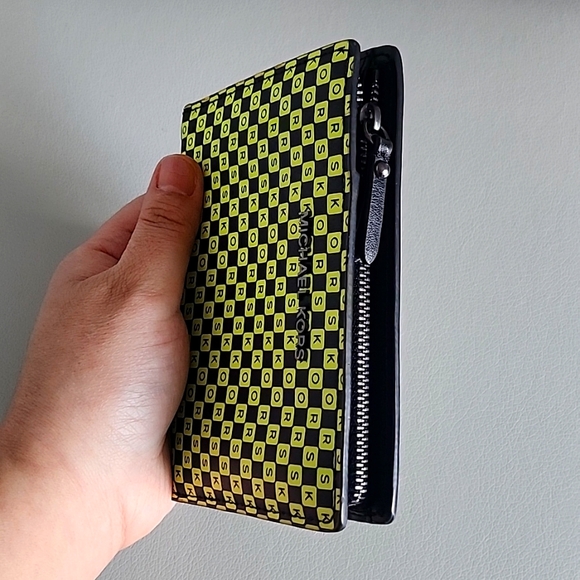 Michael Kors Neon Yellow Wallet - Picture 8 of 8